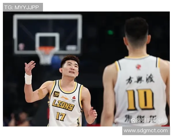 四川与广东篮球对决激战正酣谁能在赛场上笑到最后